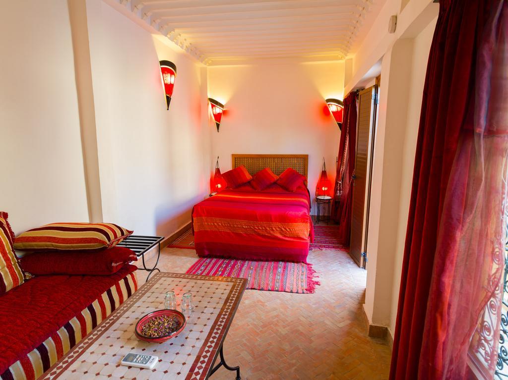 Riyad Al Atik Fez Quarto foto